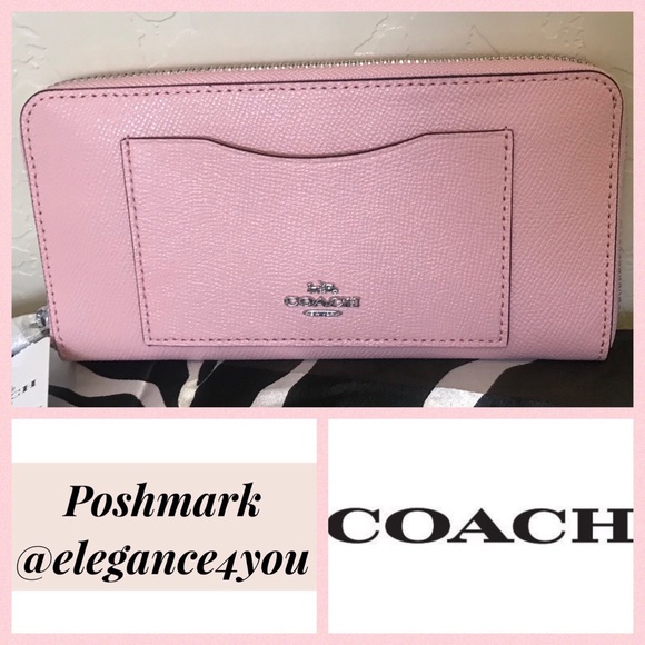 Coach Handbags - ✨COACH✨Authentic Blush Accordion Zip Wallet